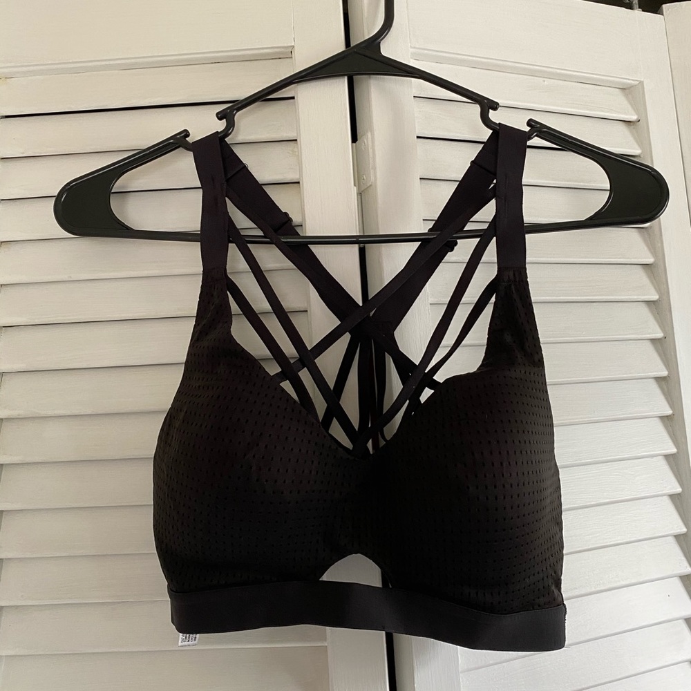 VS x Sport strappy sports bra